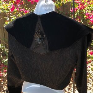 ELEGANT.....Long sleeve short length evening/dressy cover up/jacket Small